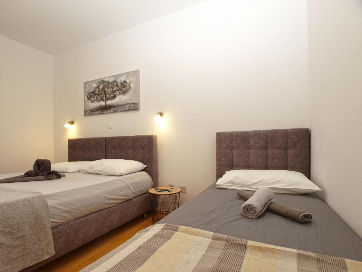 Apartments Biskupije 810 Medulin Zewnętrze zdjęcie